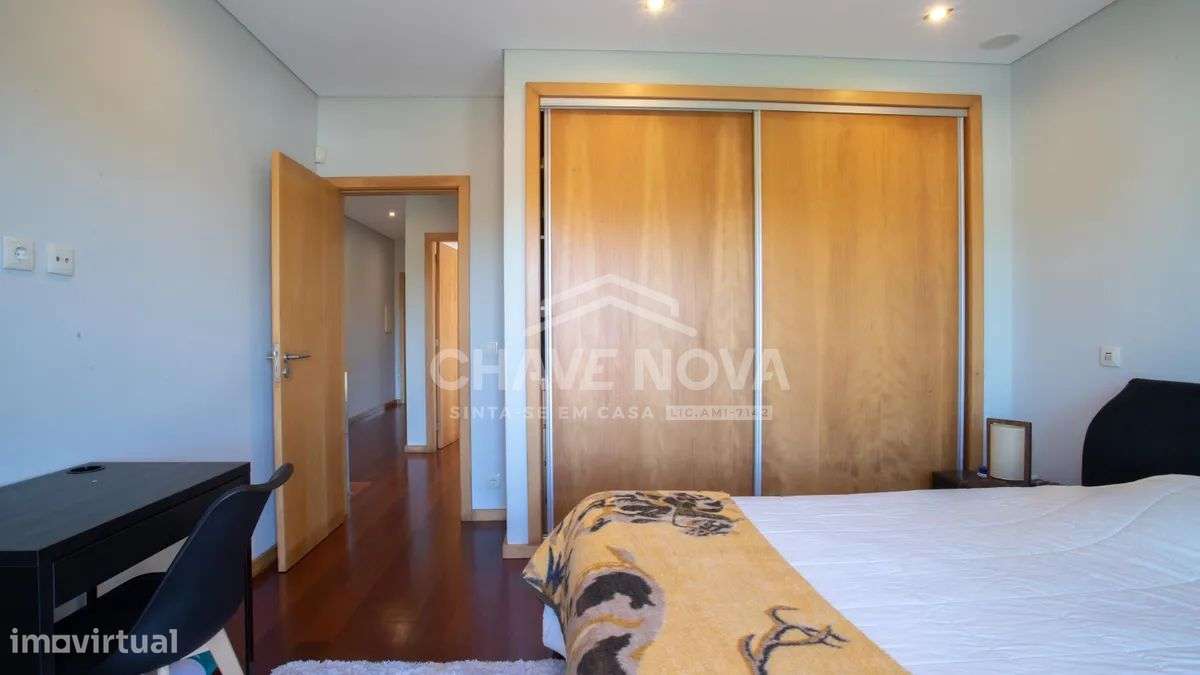 Moradia isolada V4 em Canidelo-29