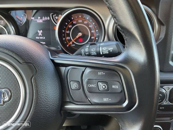 Jeep Wrangler Unlimited 2.2 CRD Sport AT - 45
