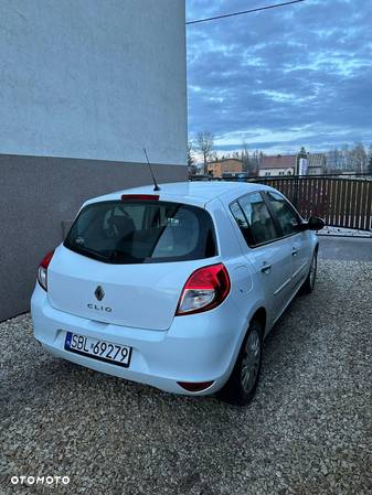 Renault Clio - 4