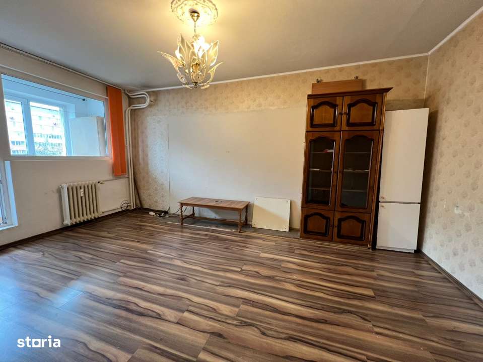 Bucur Obor- metrou la 1 min, 2 camere decomandat,-2