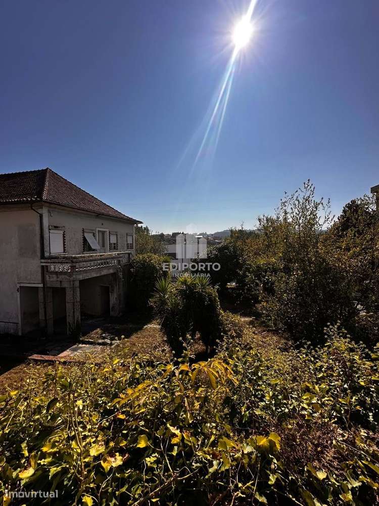 Moradia e Terreno com 3.000 m² em Lordelo- Paredes-29