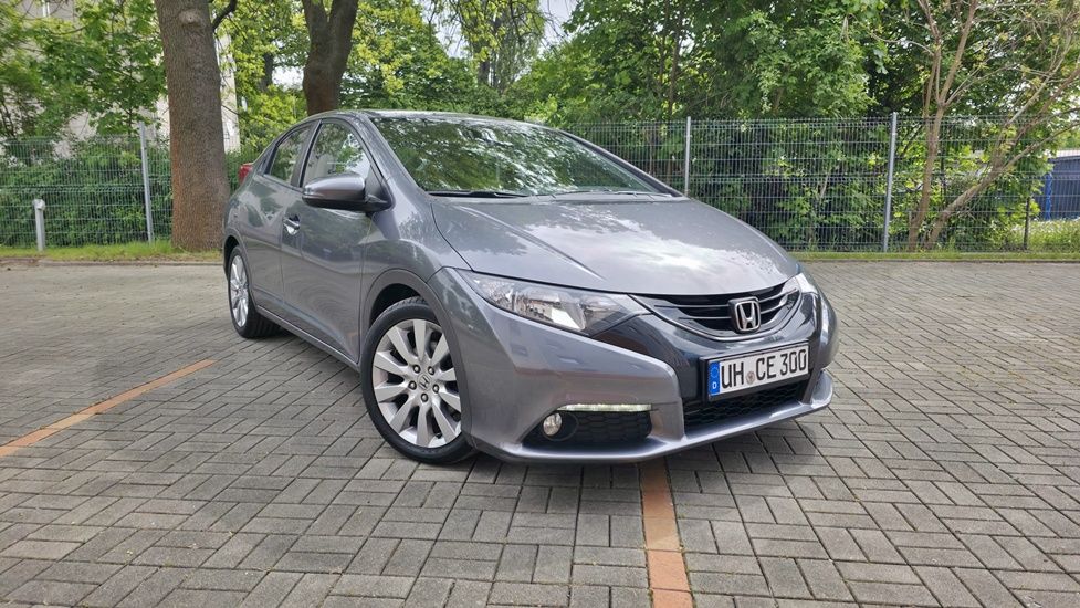 Honda Civic IX 1.8 i-VTEC Executive 2013