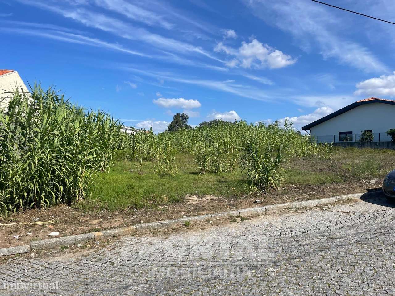 Terreno com Projeto Aprovado para Moradia T4 Geminada – Miramar/France - Grande imagem: 5/7