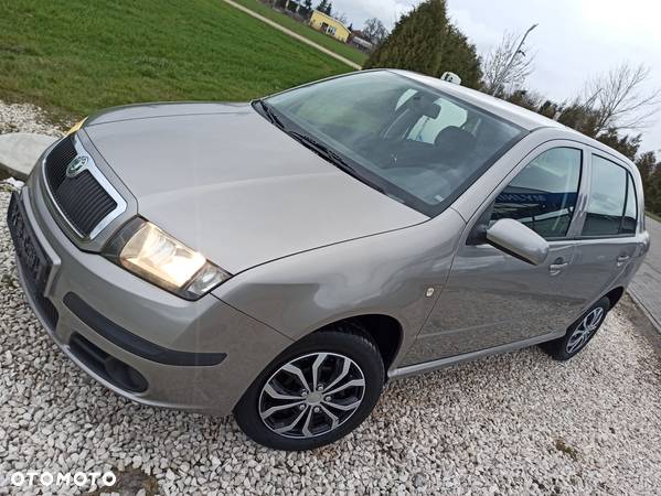 Skoda Fabia 1.4 16V Ambiente - 8