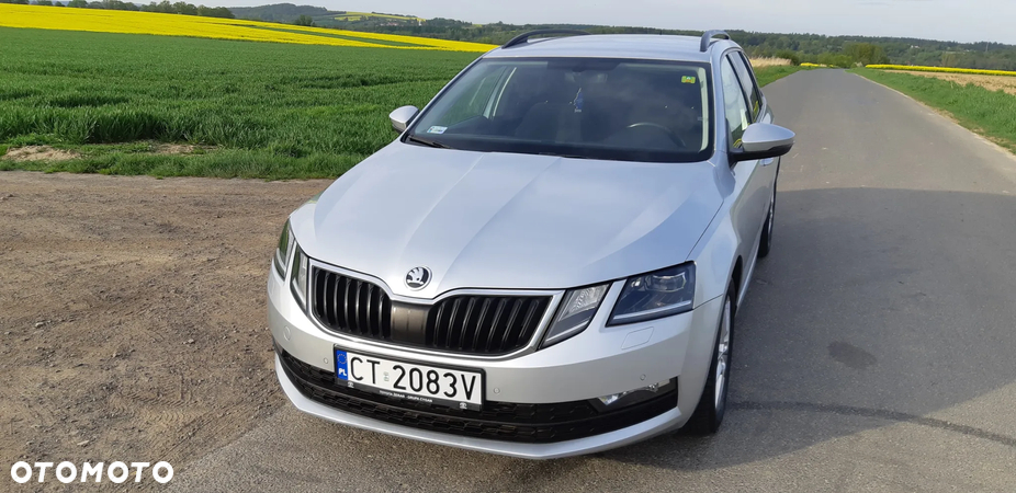 Skoda Octavia 1.6 TDI Ambition DSG - 9