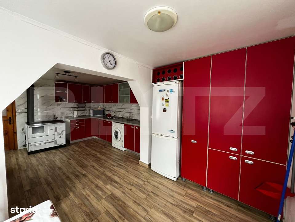 Casa de vanzare, cu 7 camere, 150 mp, zona Stramba - Imagine principală: 5/19