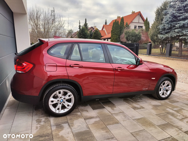 BMW X1 sDrive18i - 13