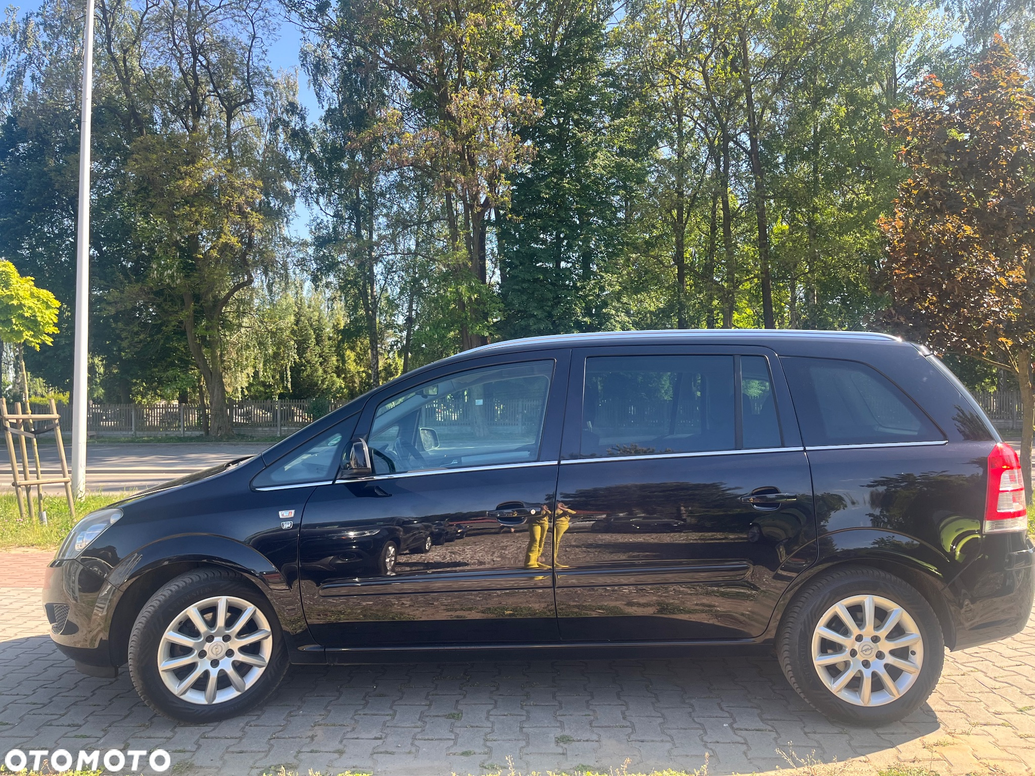 Opel Zafira - 33