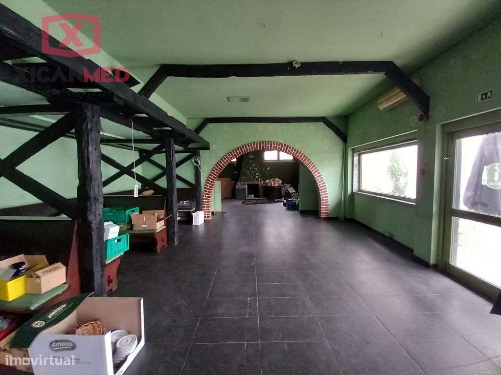 Desenvolvimento Urbano/ 
Habitação e Comercio.-25