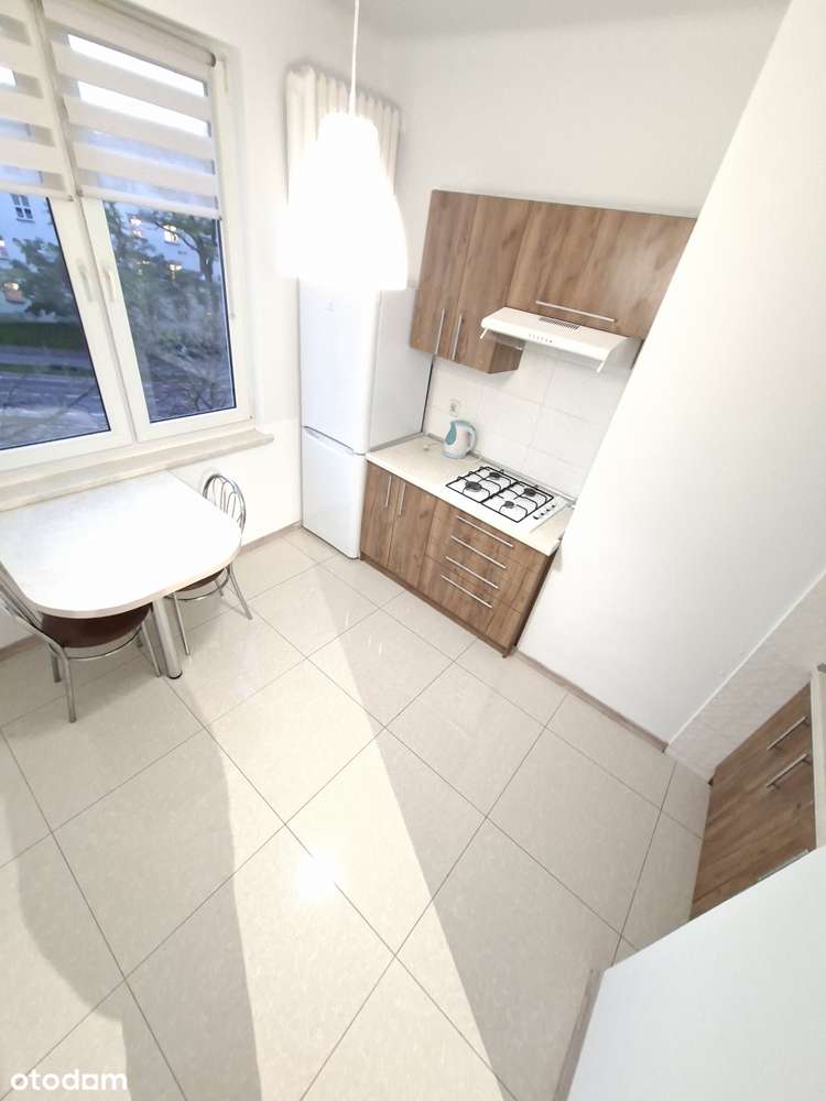 Kawalerka do wprowadzenia w okolicy Placu Hallera-4