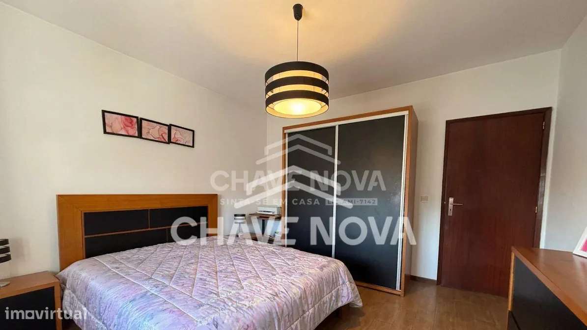 Andar Moradia V2+1 c/ Garagem em Canidelo-23