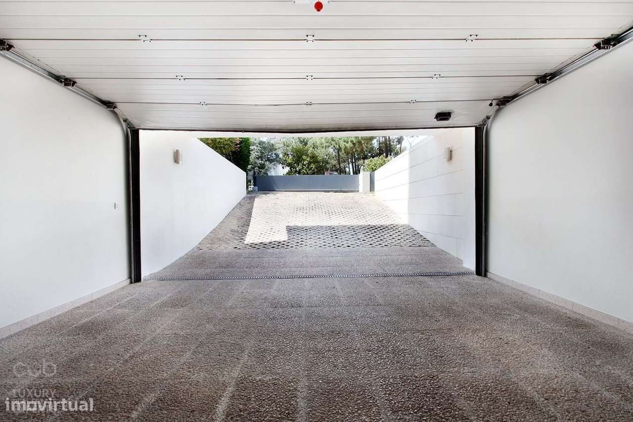 Moradia, 391 m², Charneca de Caparica e Sobreda-7
