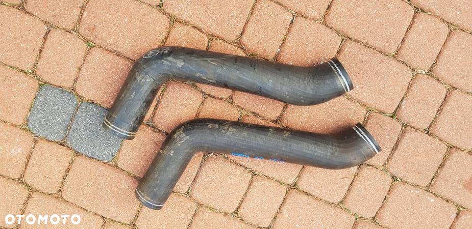 Rura intercoolera IVECO 3,0 Nowa nr 5801359166EA - 3