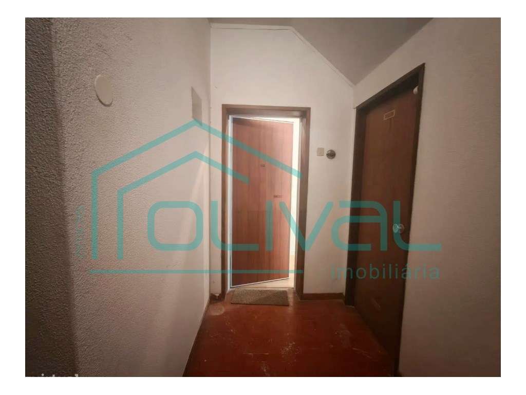 Apartamento T2 em Odivelas-14