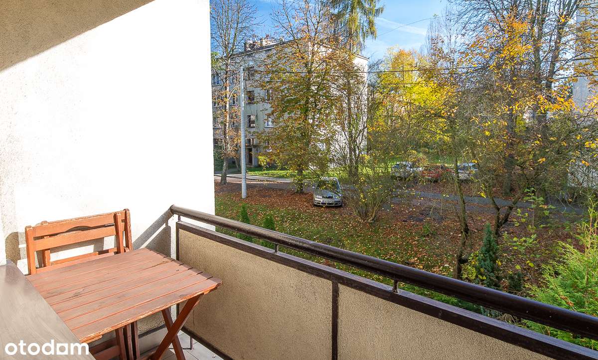 Blisko ŚUM, kameralny blok wśród zieleni w centrum Ligoty-12