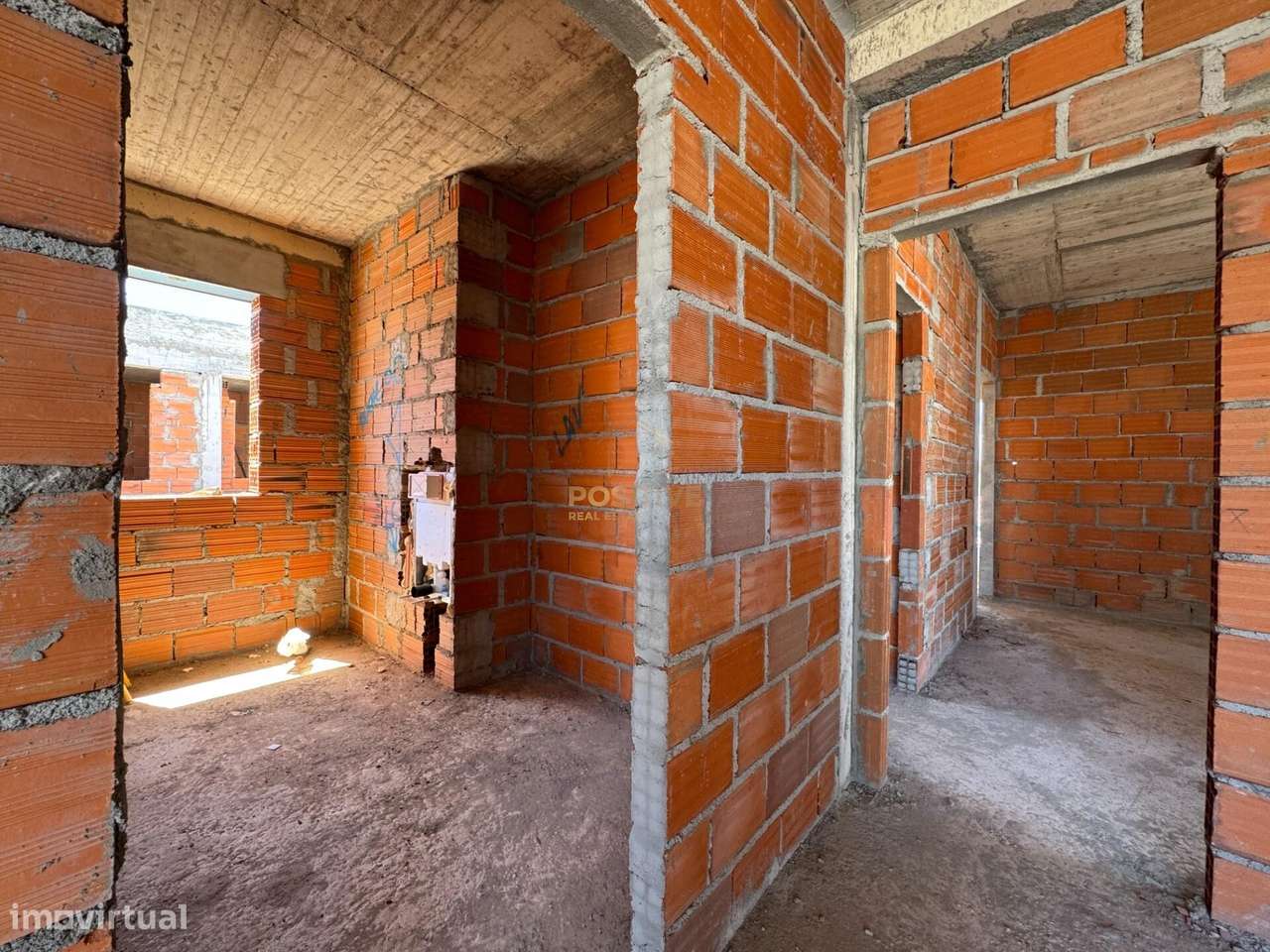 Nova Moradia T4 com Piscina na Vila de Azeitão-19