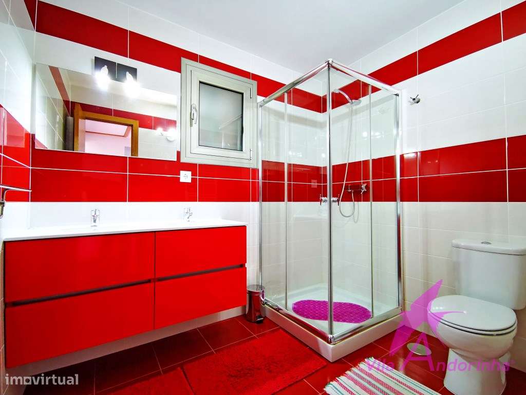 2 Moradias Térreas, T2 mais T0 em Chafé independentes - Grande imagem: 4/33