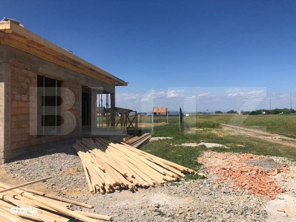 De vanzare, casa in Cristian, nefinalizata - Imagine principală: 5/12