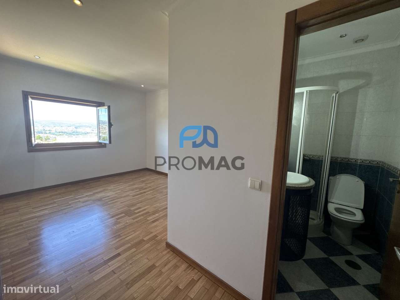 Espaço, luz e conforto em MORADIA T5 - AMARANTE-26