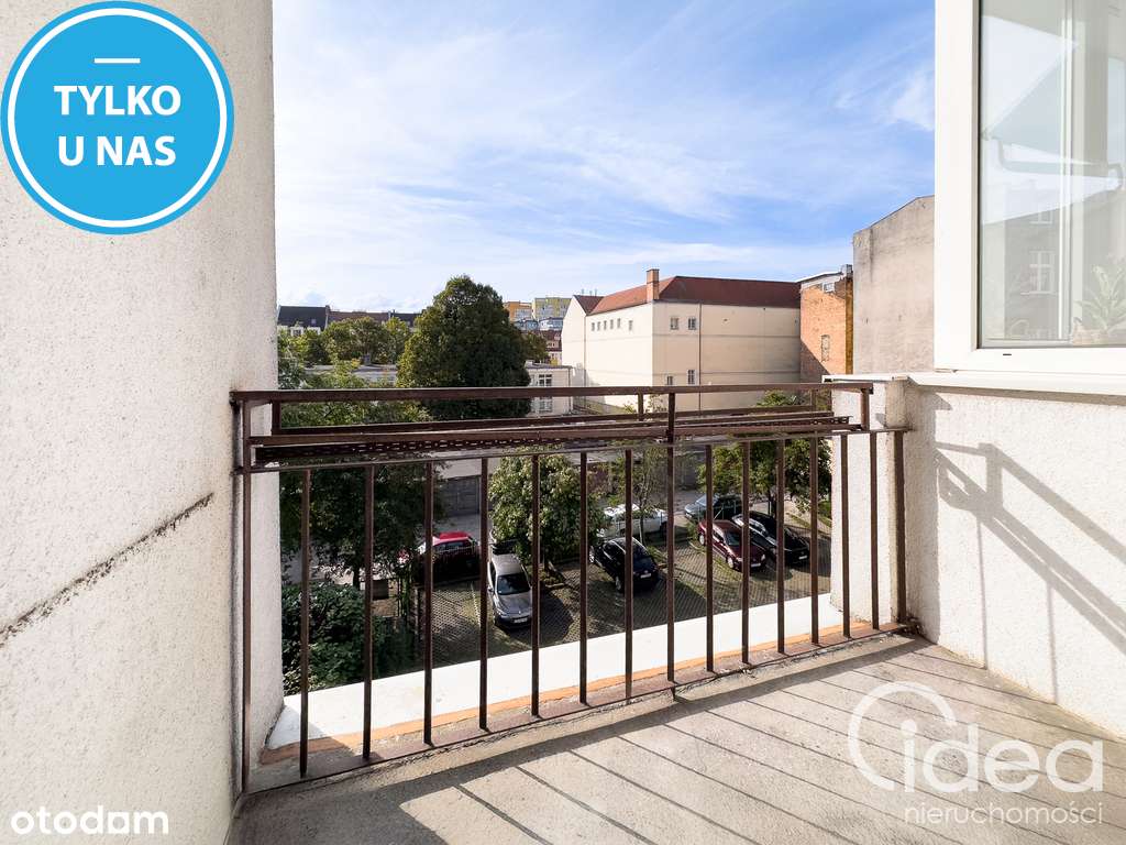 Stare Miasto! 3 pokoje z balkonem po remoncie!!!-13