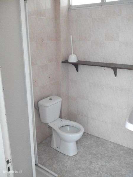 Apartamento T3 em moradia na Guimarota - Leiria - Grande imagem: 5/7