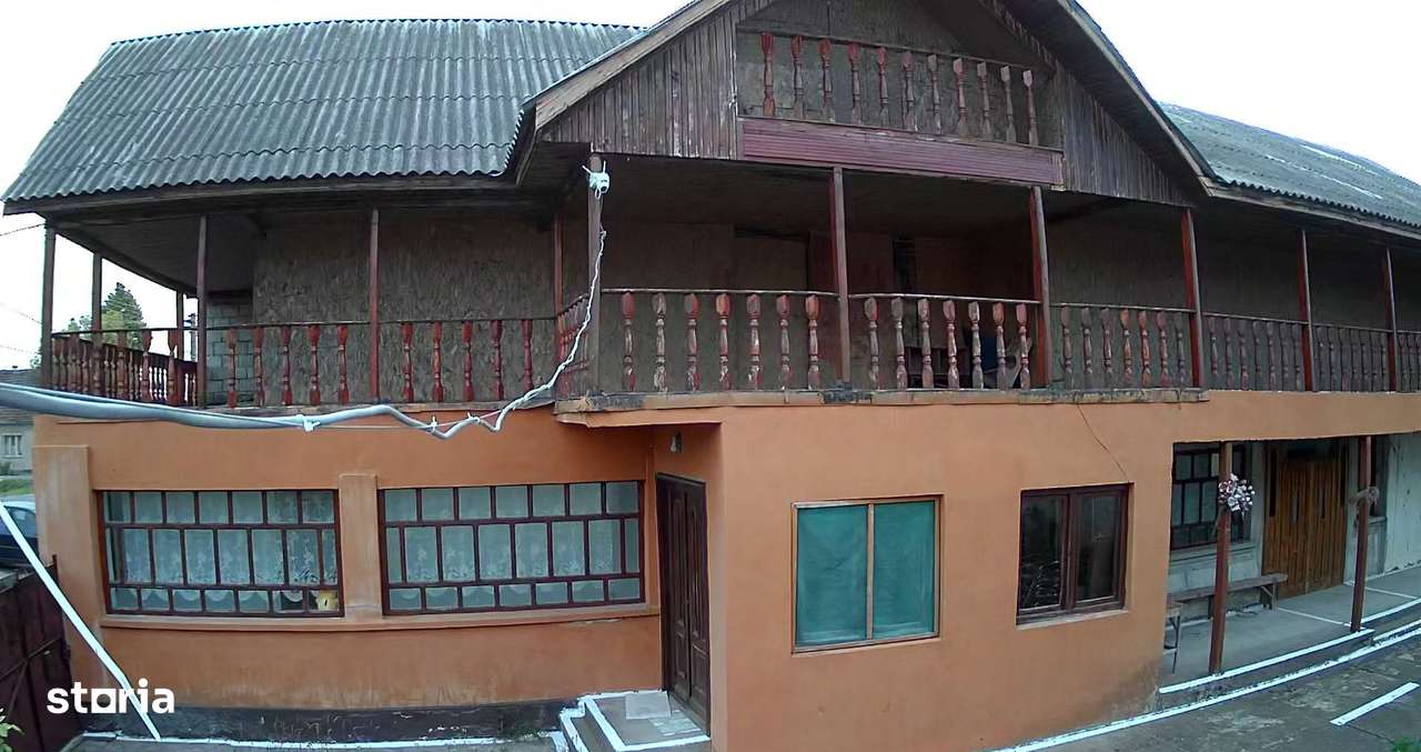 Casa Loc. Sântana,25km de Arad, gradină 1933 mp front stradal dublu-1