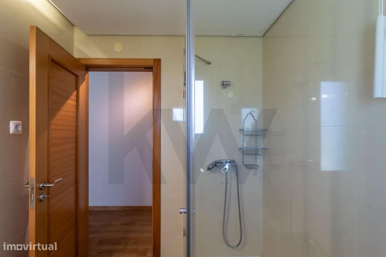 T3 com duas suites e dois lugares de garagem (Box) | Terraços do Marqu-26