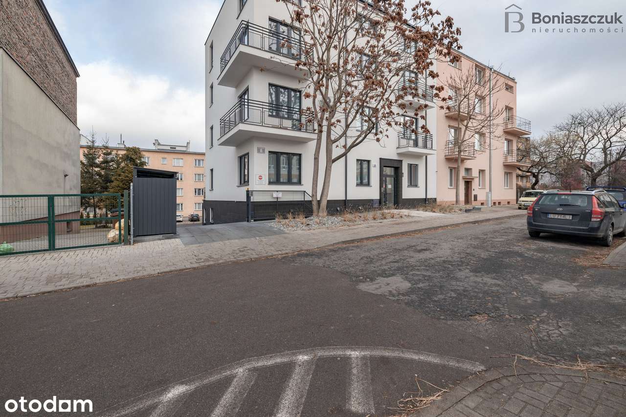 Politechnika | Centrum | Kawalerka | Miejsce Postojowe | Piwnica-8