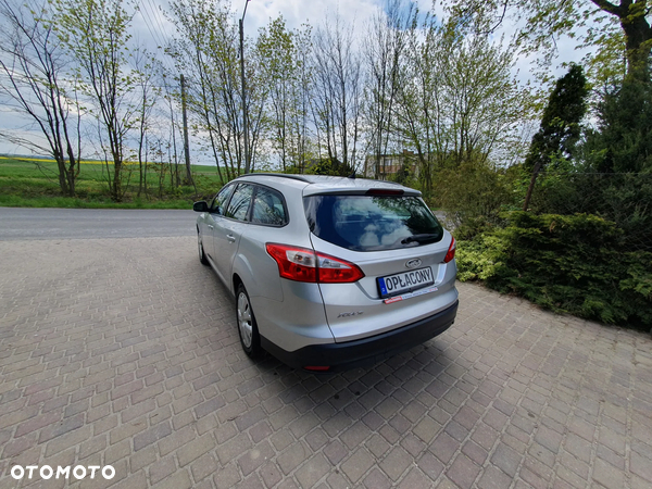 Ford Focus 1.6 Ambiente - 5