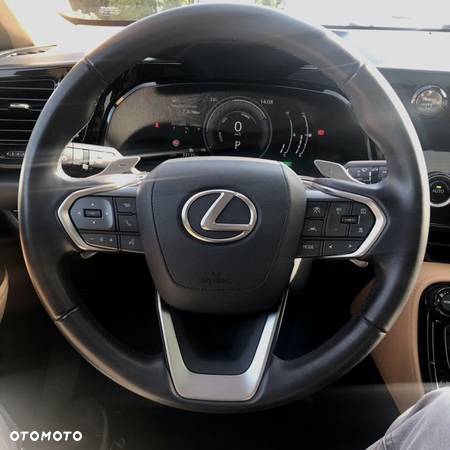 Lexus NX 350h - 28