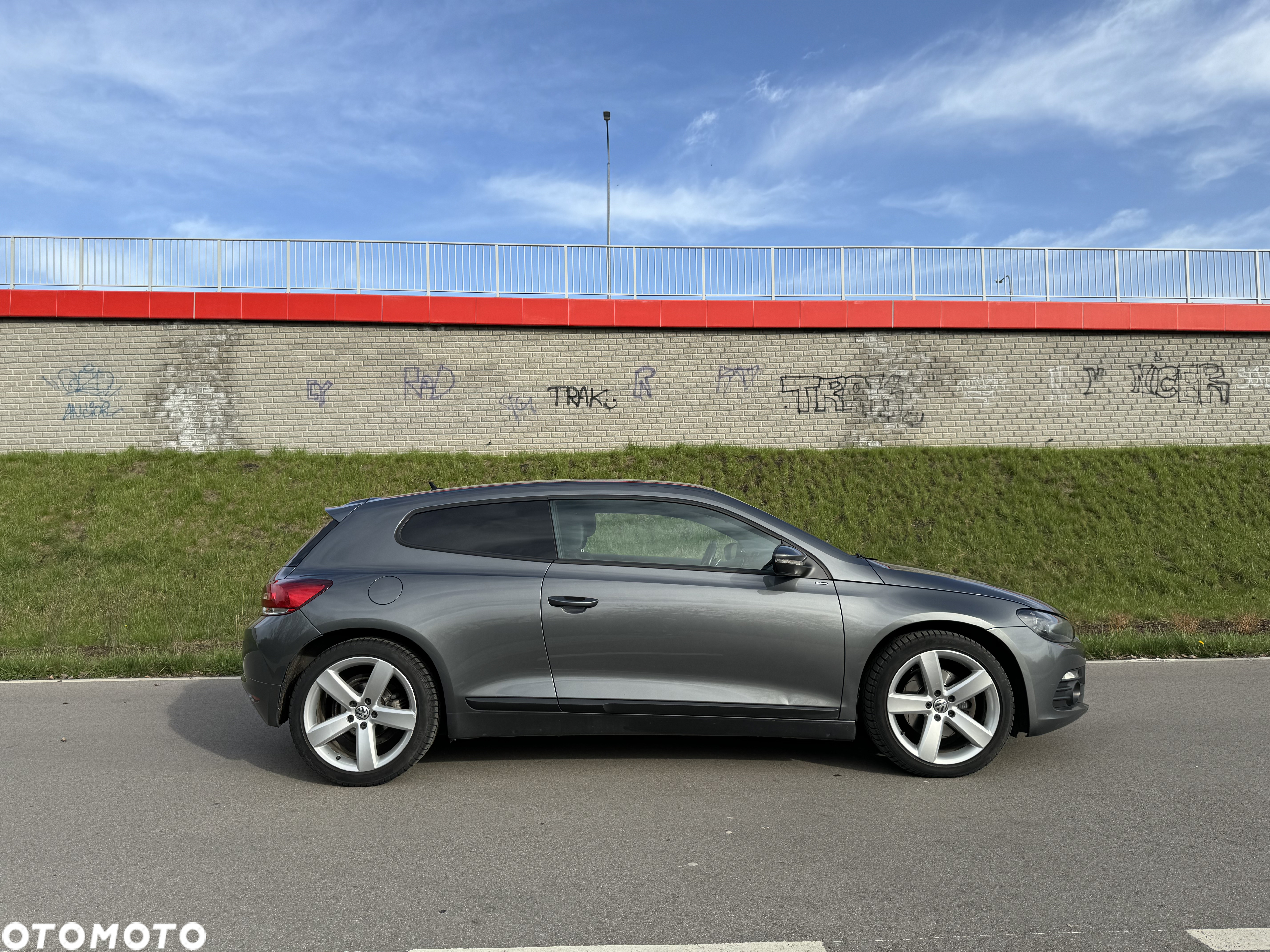 Volkswagen Scirocco 2.0 TSI DSG - 11