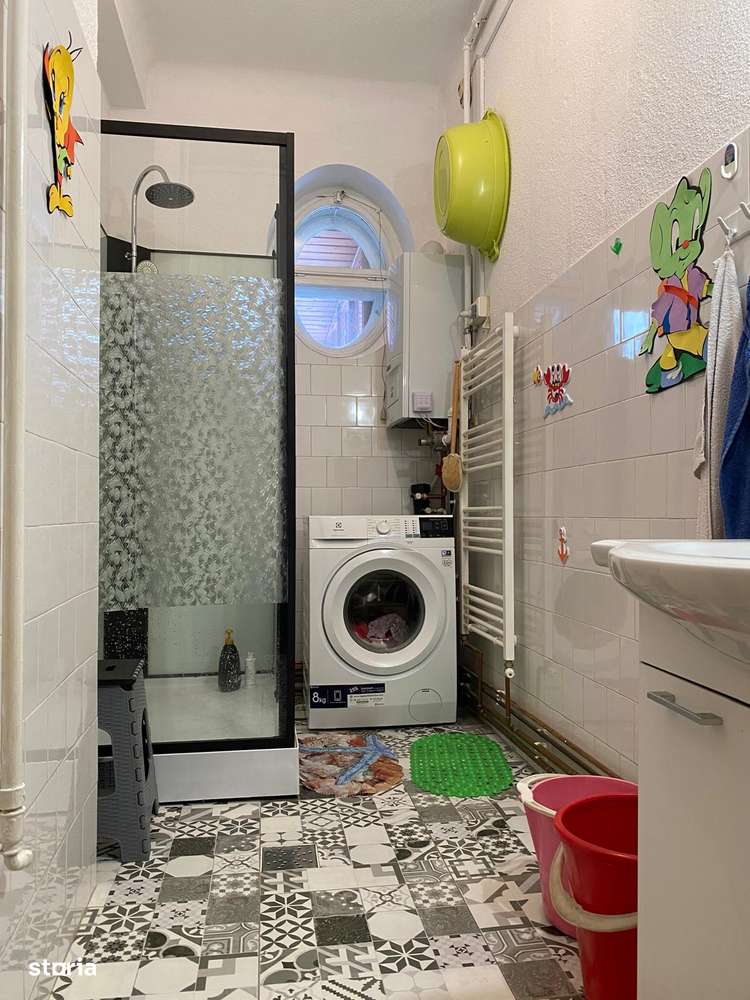 Apartament cu 4 camere la etajul 1 in zona Orasul de Jos-11