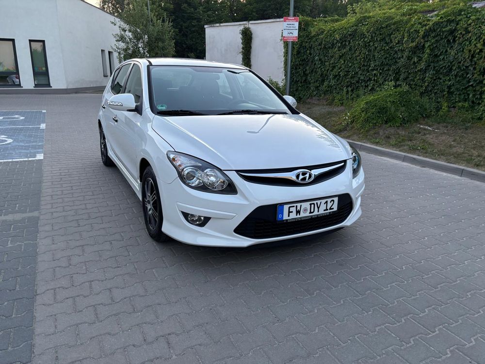 Hyundai i30 I (2007-2012) 1.4 Comfort World Cup 2012