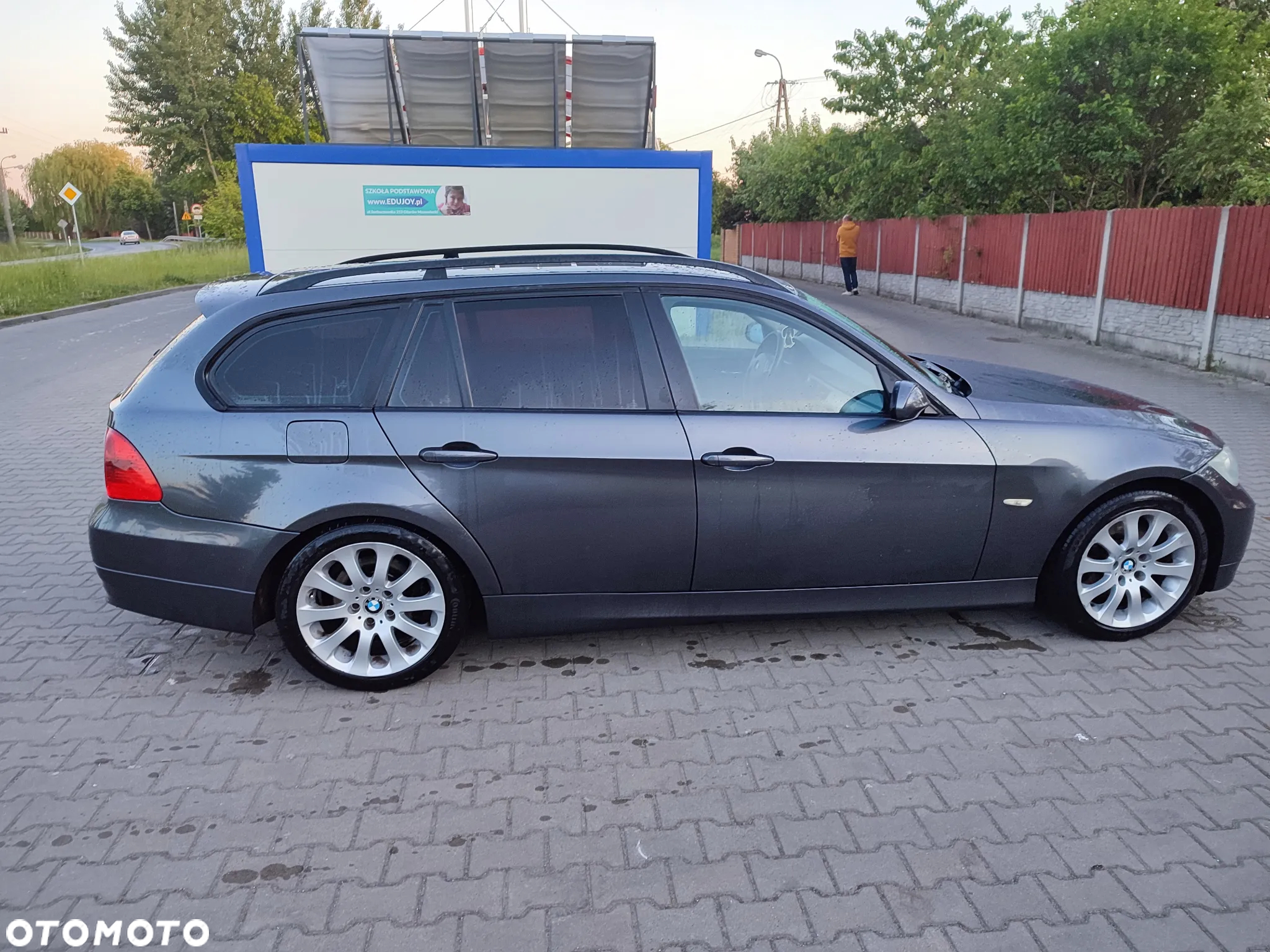 BMW Seria 3 318d - 6