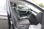 VW Passat Variant 2.0 TDi Business Package DSG - 17