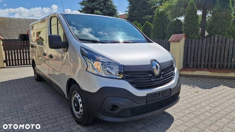 Renault Trafic - 1