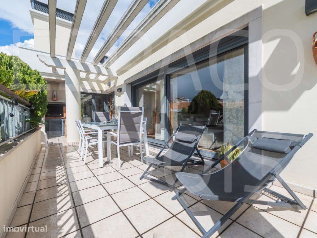 DESLUMBRANTE! Condomínio Privado com porteiro residente, vigilância...-27