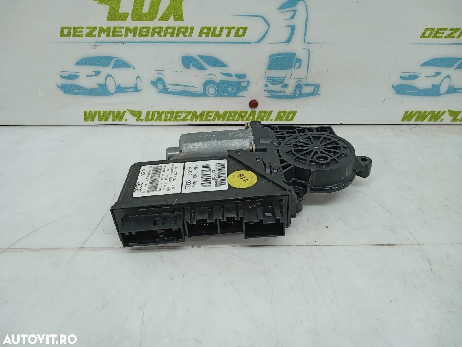 Motoras macara dreapta fata 4E1959802A Audi A8 D3/4E  [din 2002 pana - 3