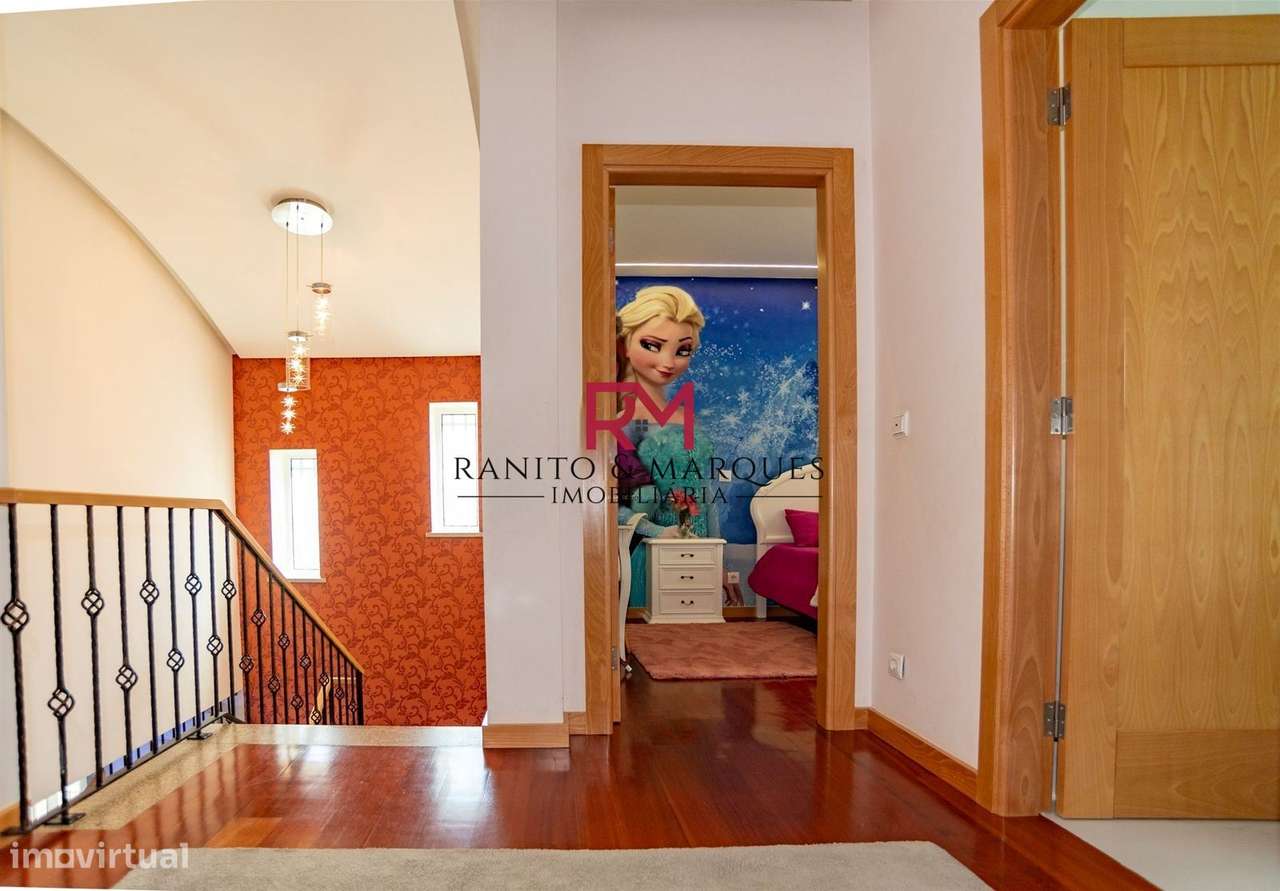 MORADIA T4 COM PISCINA - ALPENDURADA, MARCO DE CANAVESES - Grande imagem: 5/24