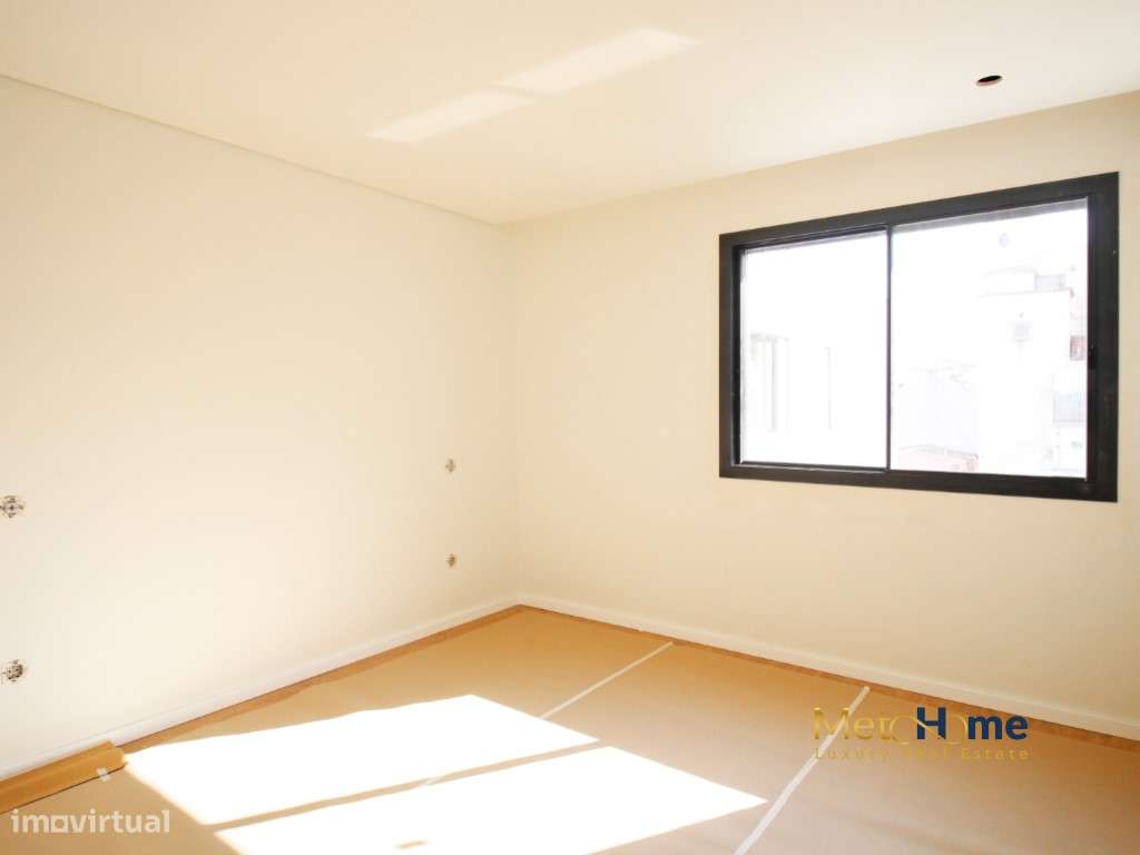 T3 com Terraço Novo - Último andar-27