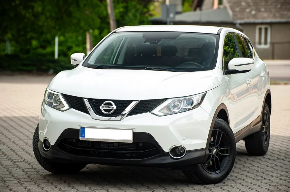 Nissan Qashqai II 1.2 DIG-T Xtronic N-Vision 2015