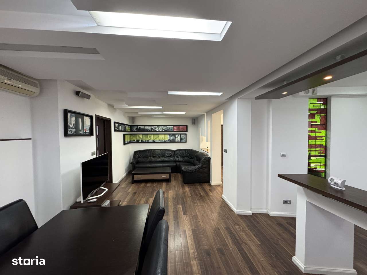 Super apartament in blocul turn de la OMV-9