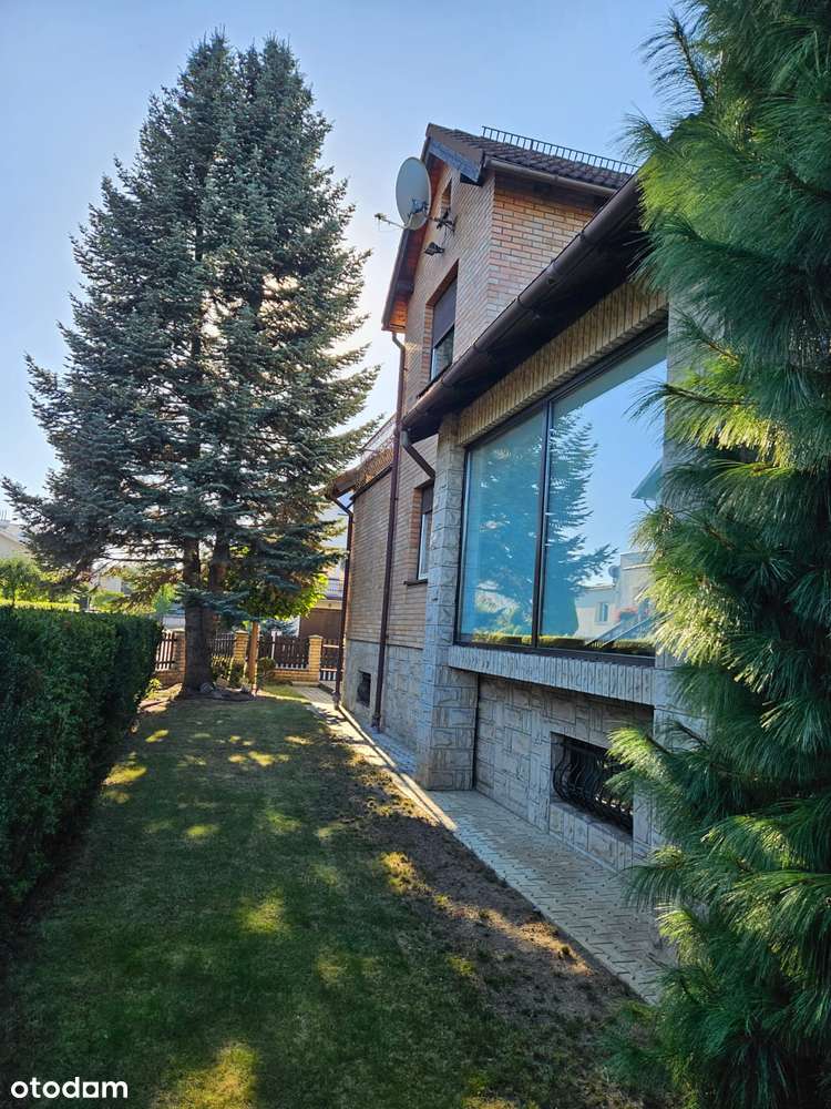 Dom z ogrodem, oranżerią + biuro / przestrzeń na biznes-18