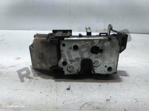 Fechadura Porta Esquerda  Fiat Doblo Cargo 1.9 Jtd - 1