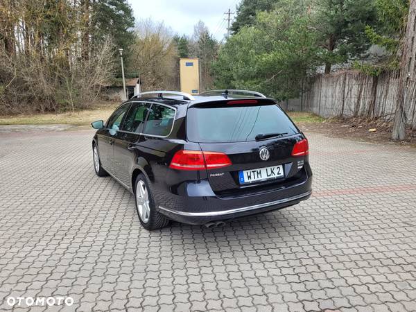 Volkswagen Passat Variant 2.0 TDI DSG BlueMotion Technology Highline - 8