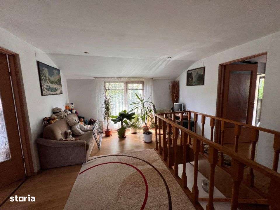 Casa cu 3 camere plus 2 anexe, 120 MP + Teren 200 MP, Gruia - Imagine principală: 5/11
