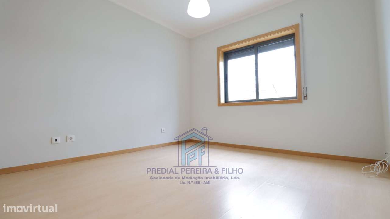 Apartamento T2  com Terraço - Baguim / Igreja-16