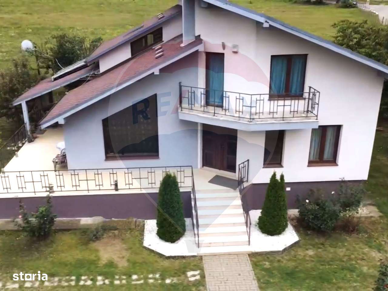 Casa de vanzare in Hemeius - Imagine principală: 2/11