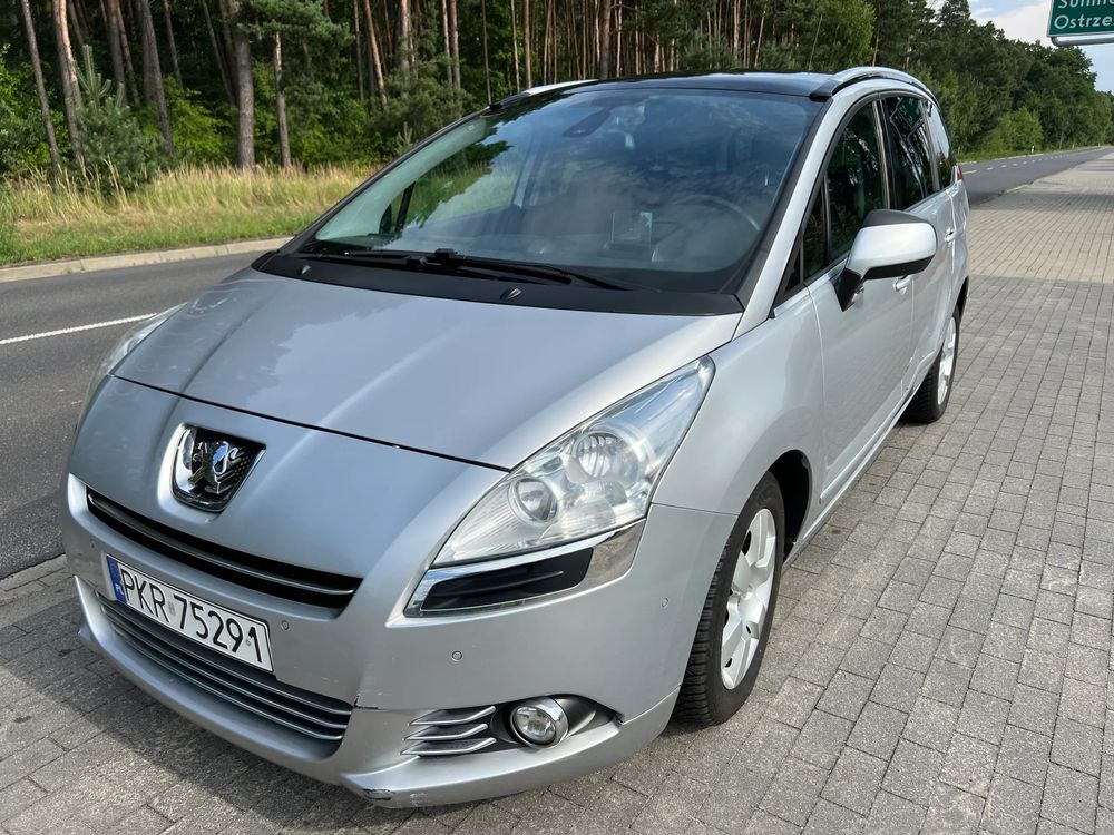 Peugeot 5008 I 2012