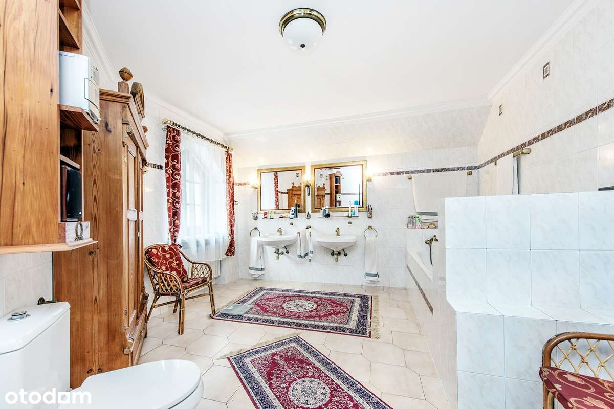 Wyjątkowy dom z całym wyposażeniem ( antyki )-15